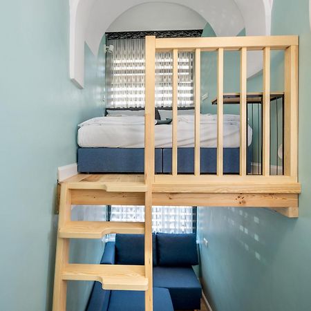 Jess Inn Hostel Rondo Charles De Gaulle Warszawa Zewnętrze zdjęcie